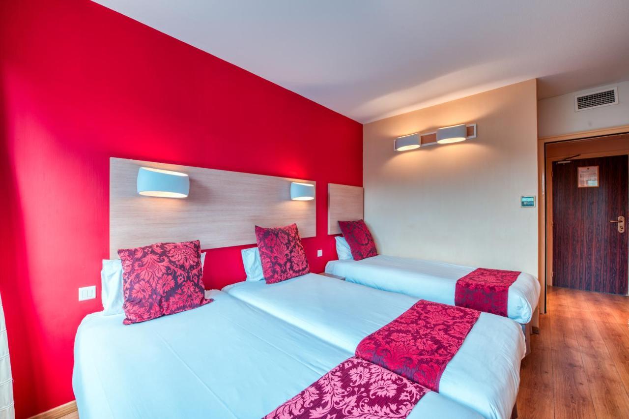 Logis NIMOTEL Hôtel Cosy Nîmes Exterior foto